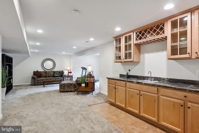 26696 GAYFEATHER DR, Chantilly, VA 20152