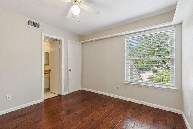 5616 Preston Oaks Road 105, Dallas, TX 75254