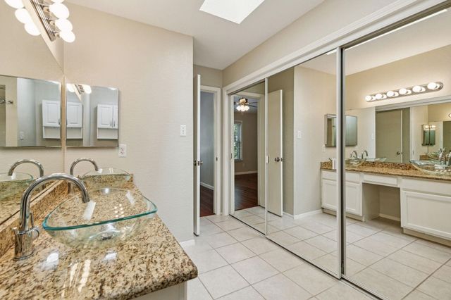 5616 Preston Oaks Road 105, Dallas, TX 75254