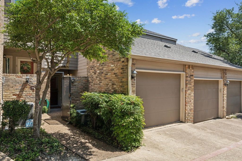 5616 Preston Oaks Road 105, Dallas, TX 75254