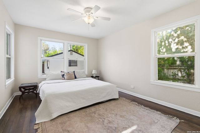 124 Bryn Mawr, San Antonio, TX 78209