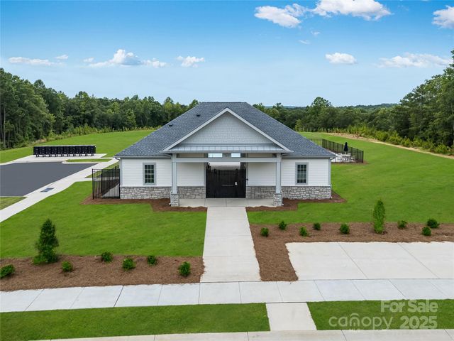 1136 Old Trade Street, Edgemoor, SC 29712