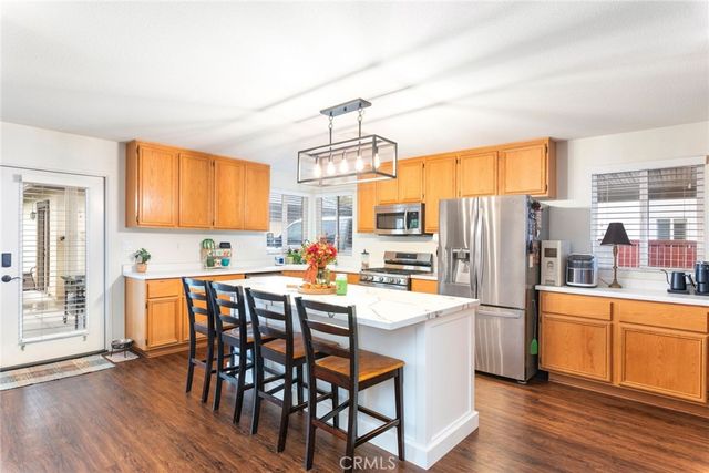 27478 Sierra Madre Drive, Murrieta, CA 92563