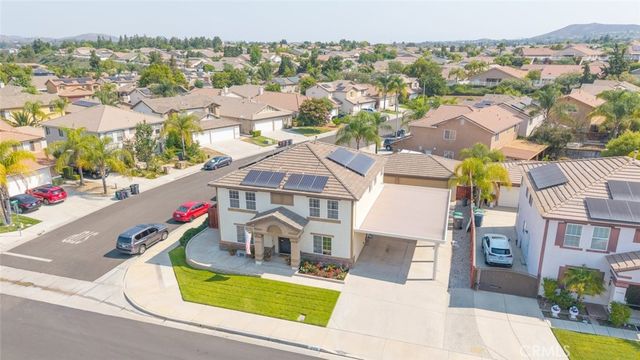 27478 Sierra Madre Drive, Murrieta, CA 92563