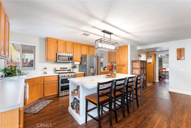 27478 Sierra Madre Drive, Murrieta, CA 92563