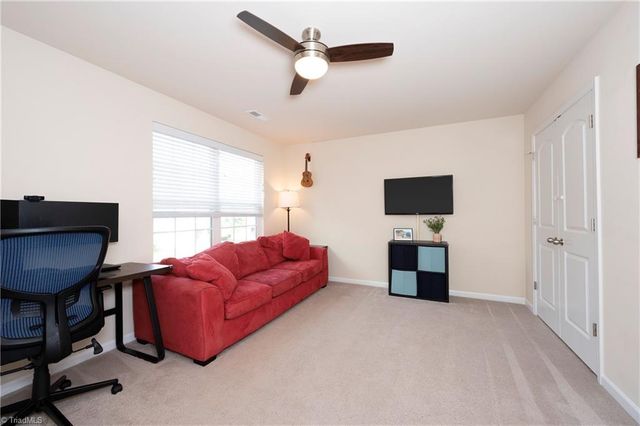 1391 Land Grove Drive, Kernersville, NC 27284