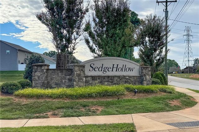 1391 Land Grove Drive, Kernersville, NC 27284