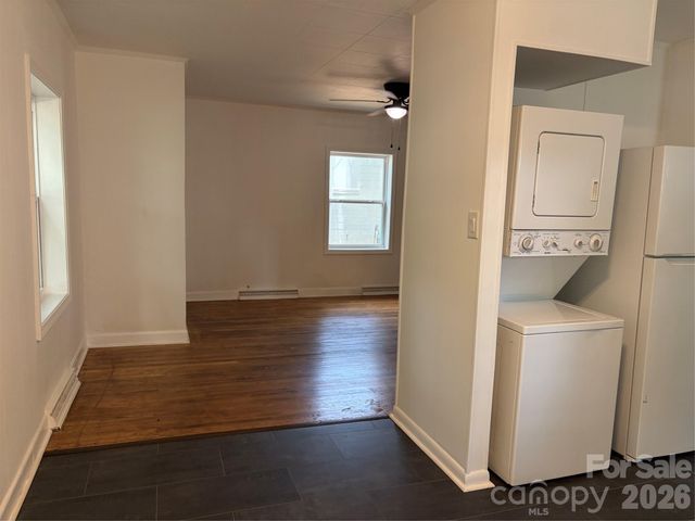 1111 S Meeting Street, Statesville, NC 28677