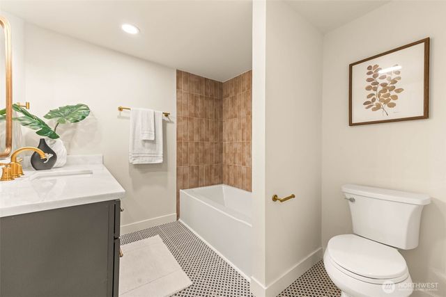 1520 31st Avenue, Seattle, WA 98122