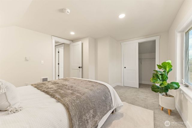 1520 31st Avenue, Seattle, WA 98122