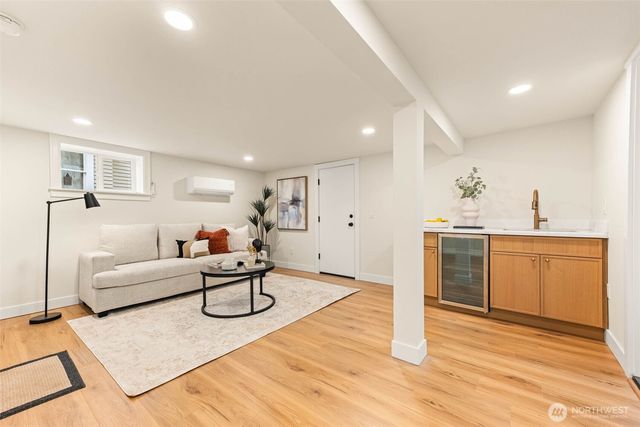 1520 31st Avenue, Seattle, WA 98122