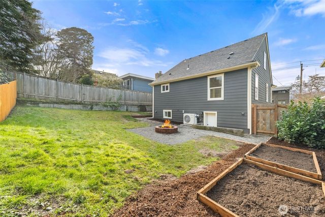 1520 31st Avenue, Seattle, WA 98122