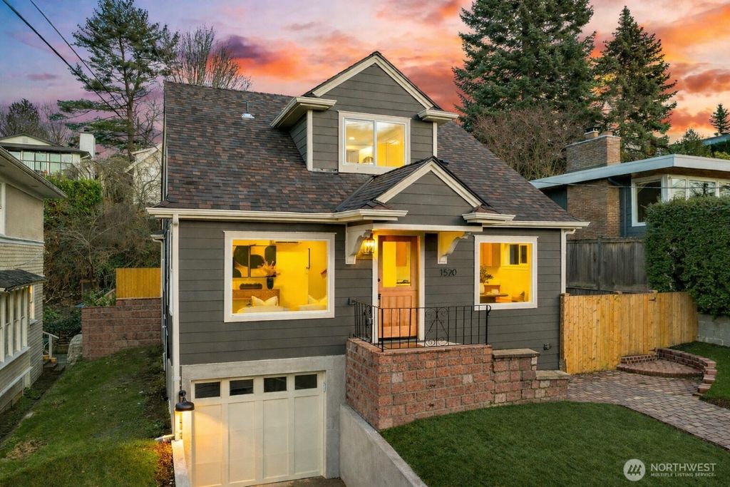 1520 31st Avenue, Seattle, WA 98122