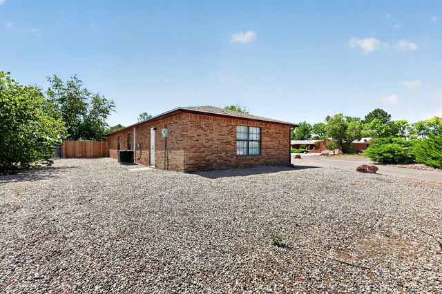 910 Crenshaw Court, Rio Communities, NM 87002