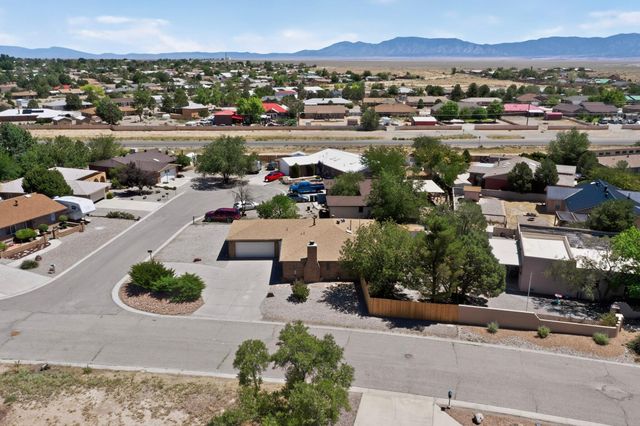 910 Crenshaw Court, Rio Communities, NM 87002