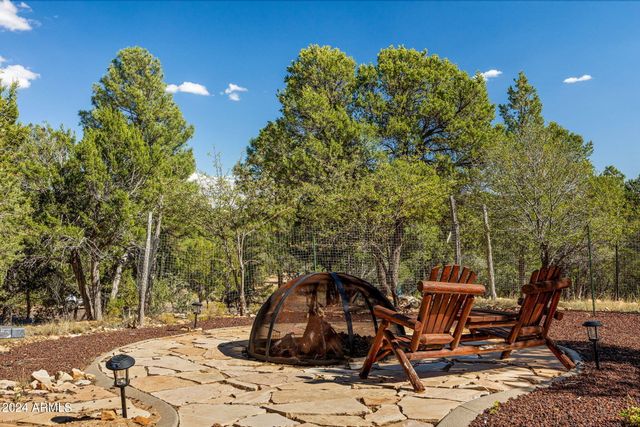 2946 N LODGEPOLE Road, Overgaard, AZ 85933