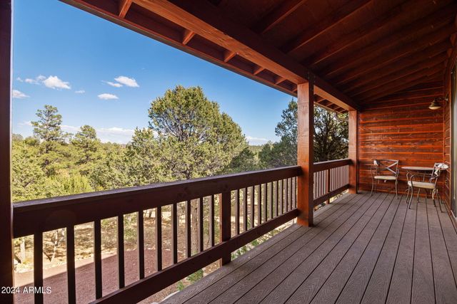 2946 N LODGEPOLE Road, Overgaard, AZ 85933