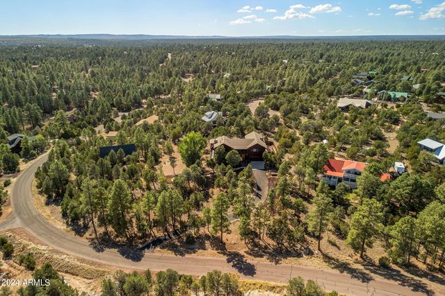 2946 N LODGEPOLE Road, Overgaard, AZ 85933