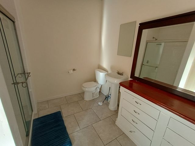 292 Wilder St 2, Lowell, MA 01851