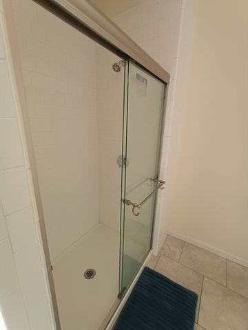 292 Wilder St 2, Lowell, MA 01851