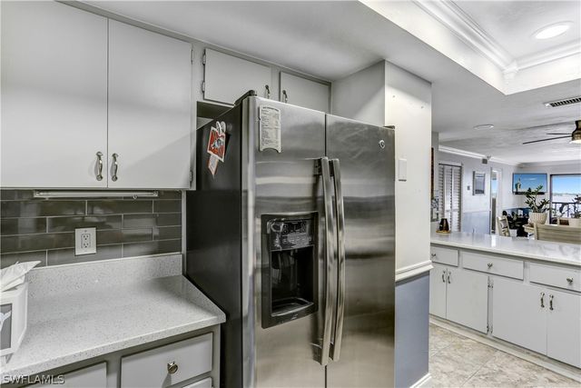 2711 1st ST 402, Fort Myers, FL 33916