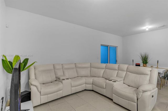 12832 SW 243rd St, Homestead, FL 33032