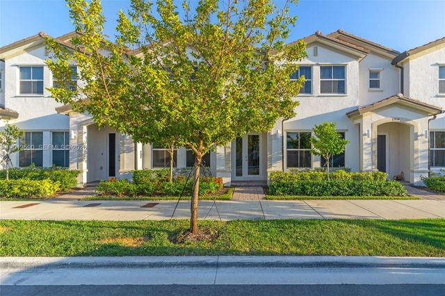12832 SW 243rd St, Homestead, FL 33032