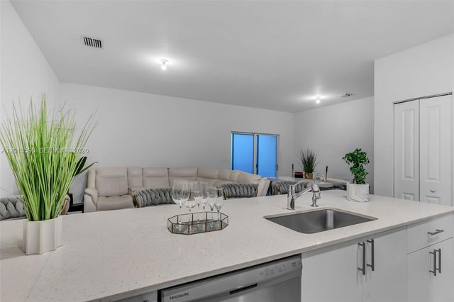 12832 SW 243rd St, Homestead, FL 33032