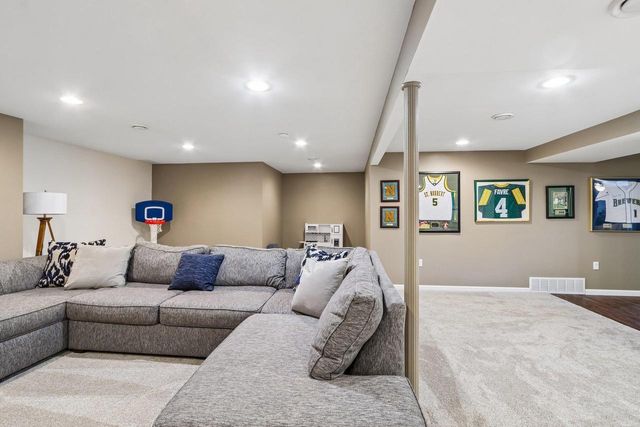 2676 Oak Knoll Drive, Fitchburg, WI 53711