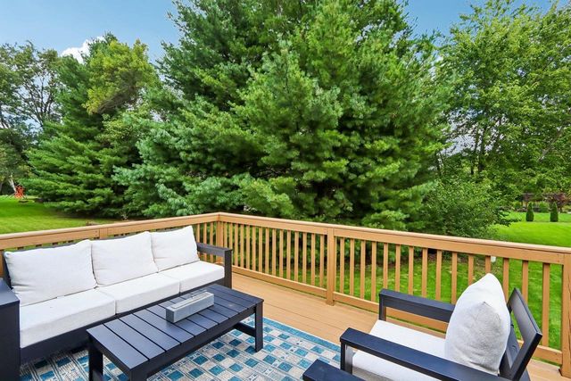 2676 Oak Knoll Drive, Fitchburg, WI 53711