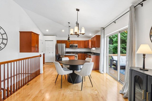 2676 Oak Knoll Drive, Fitchburg, WI 53711
