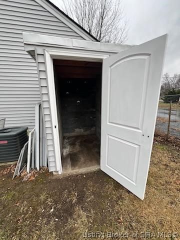 537 Main Street, Jeffersonville, IN 47130
