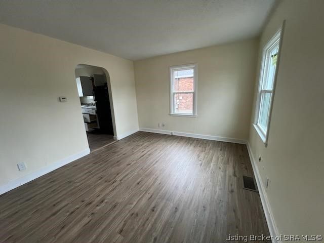 537 Main Street, Jeffersonville, IN 47130