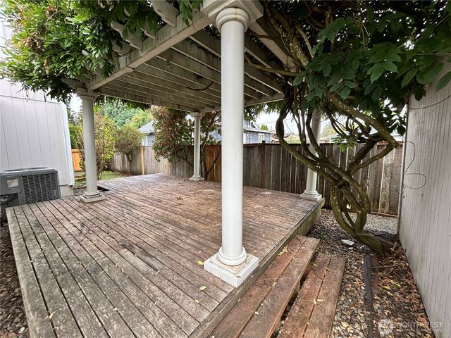 6729 S Mason Avenue, Tacoma, WA 98409