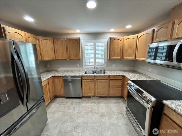 6729 S Mason Avenue, Tacoma, WA 98409