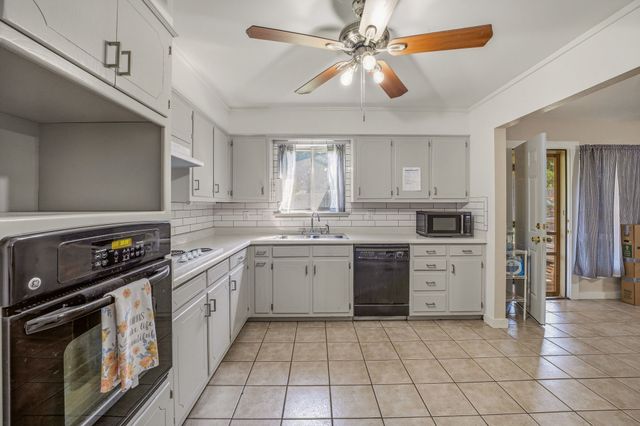 231 Choctaw Drive, Stephenville, TX 76401
