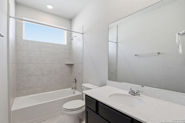 5002 Longhorn, Converse, TX 78109