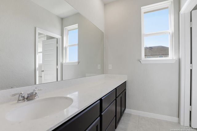 5002 Longhorn, Converse, TX 78109