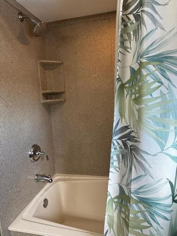 3560 S Sandalwood DRIVE, New Berlin, WI 53151