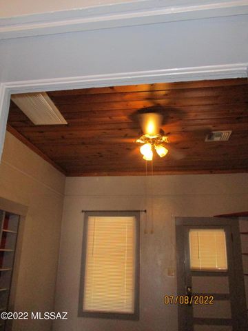 316 N Hoff Avenue, Tucson, AZ 85705