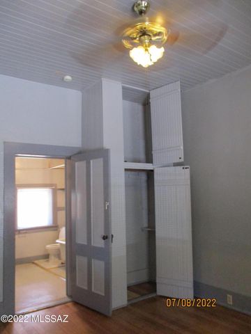 316 N Hoff Avenue, Tucson, AZ 85705