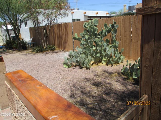 316 N Hoff Avenue, Tucson, AZ 85705