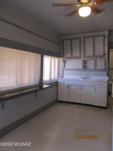 316 N Hoff Avenue, Tucson, AZ 85705