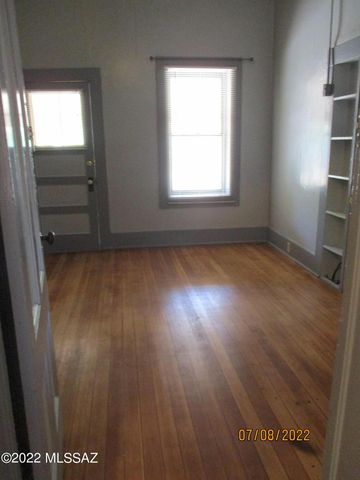 316 N Hoff Avenue, Tucson, AZ 85705