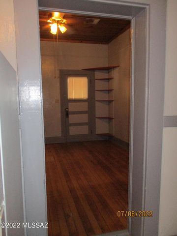 316 N Hoff Avenue, Tucson, AZ 85705