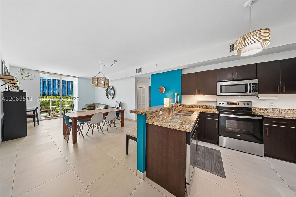2020 Prairie Ave 302, Miami Beach, FL 33139