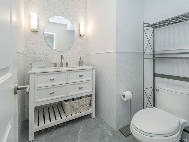 183 Soundview Drive, Port Washington, NY 11050