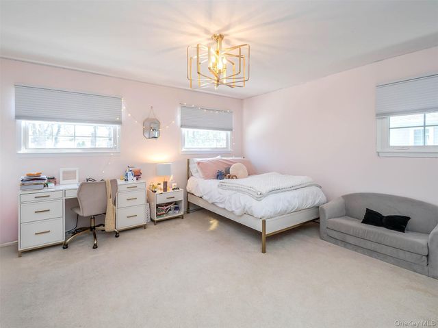 183 Soundview Drive, Port Washington, NY 11050