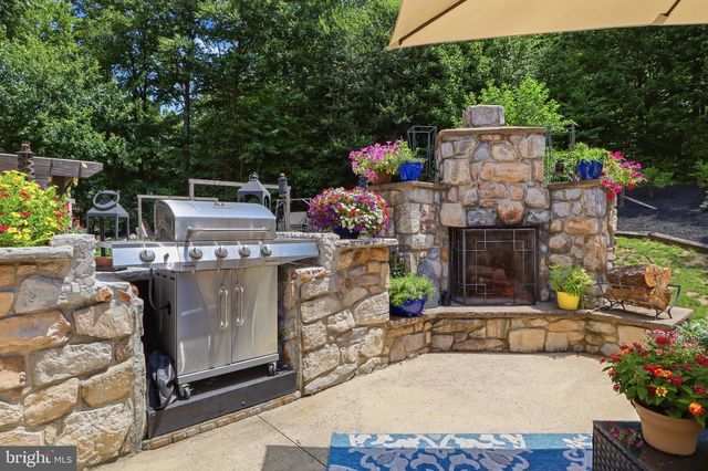 274 TALTON DR, Delta, PA 17314