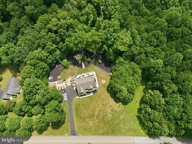 274 TALTON DR, Delta, PA 17314